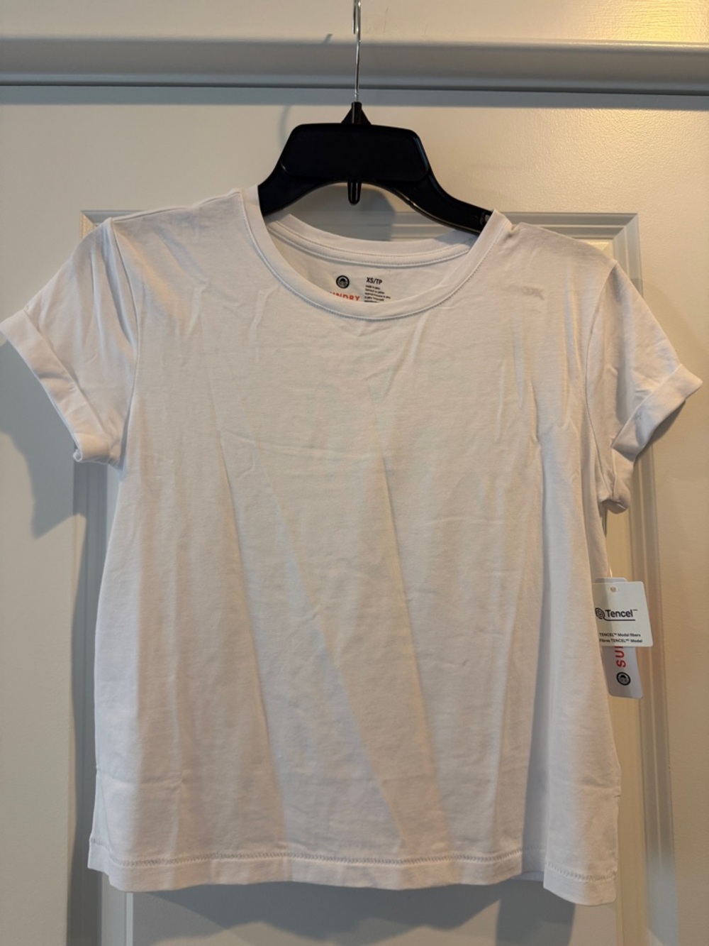 🆕 SUNDRY Tencel Crop T-Shirt